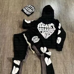 Graphic hoodie and sweatpants